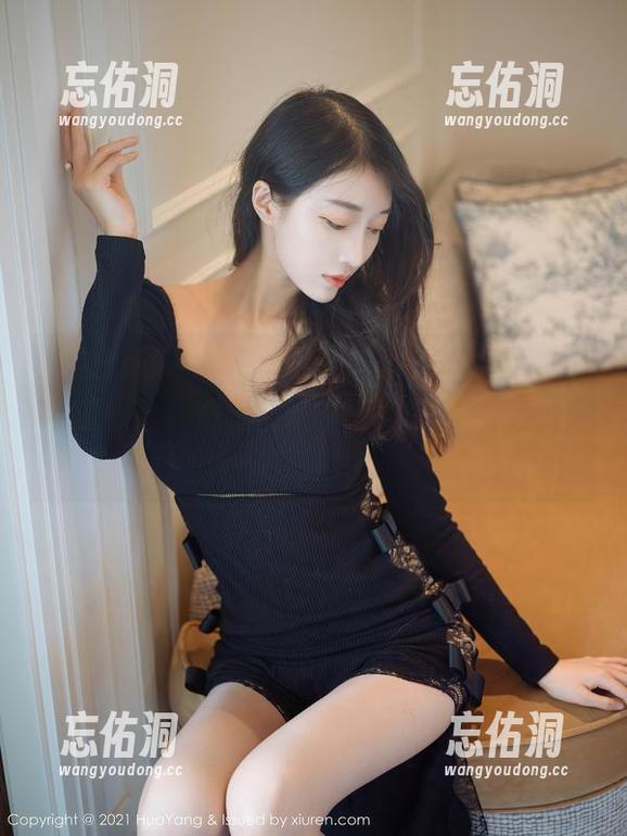 花漾show - 精选图片，Cris_卓娅祺的校园探险，感觉在课堂外她是个不同的自己。