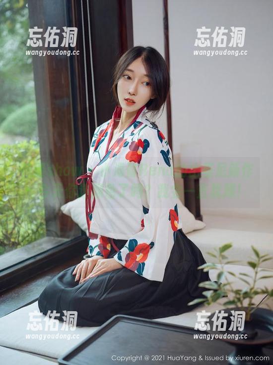 花漾show - 小海臀Rena的比基尼新作:今天你选颜色了吗?我会一直犹豫! 花漾show - 小海臀Rena的比基尼新作:今天你选颜色了吗?我会一直犹豫!