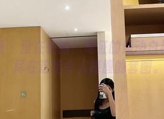 微密圈 – 没在怕的！葛征的运动白袜资源，尽在这组令人捧腹的套图。