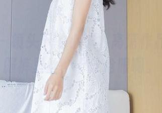 袜啵啵 – 镜头下的小沫，高清作品中的校服裤里丝，十分抢眼啊。