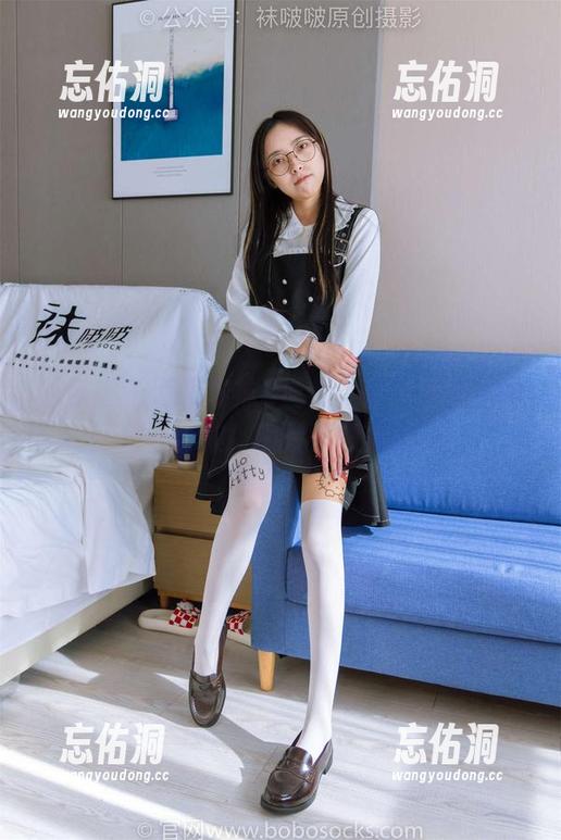 袜啵啵 - 两双棉袜&丝袜,甜甜圈的斗脚剧情合集!图片引领你思维 袜啵啵 - 两双棉袜&丝袜,甜甜圈的斗脚剧情合集!图片引领你思维