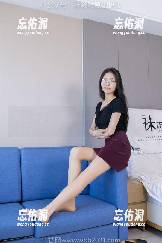 袜啵啵 - 看吧，糯米的泳装—无圣光也能自带滤镜的美图！