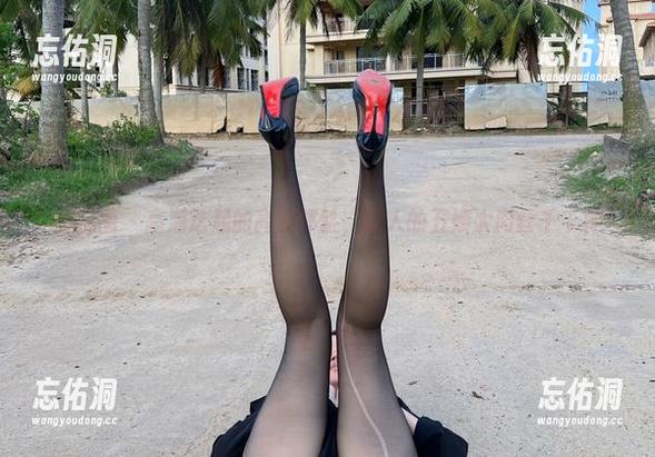 微密圈 - 高潮迭起的高清体验，迷人的五姨太肉丝千千种