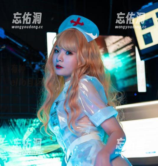 有种“青水百合子的短裤写真集,直戳我ello目标”的感觉……可我还是一直在想我的早餐。 有种“青水百合子的短裤写真集,直戳我ello目标”的感觉……可我还是一直在想我的早餐。