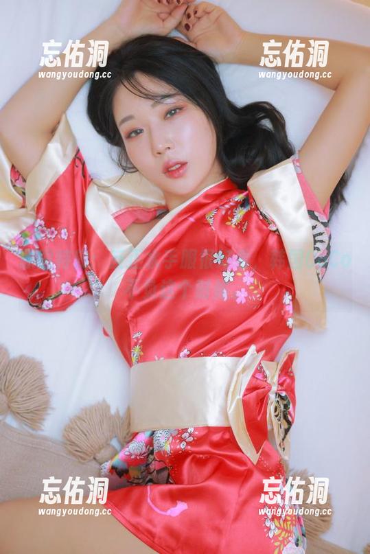 原图特辑:反正水手服很好看,韩国CoCo不负这个时候。 原图特辑:反正水手服很好看,韩国CoCo不负这个时候。